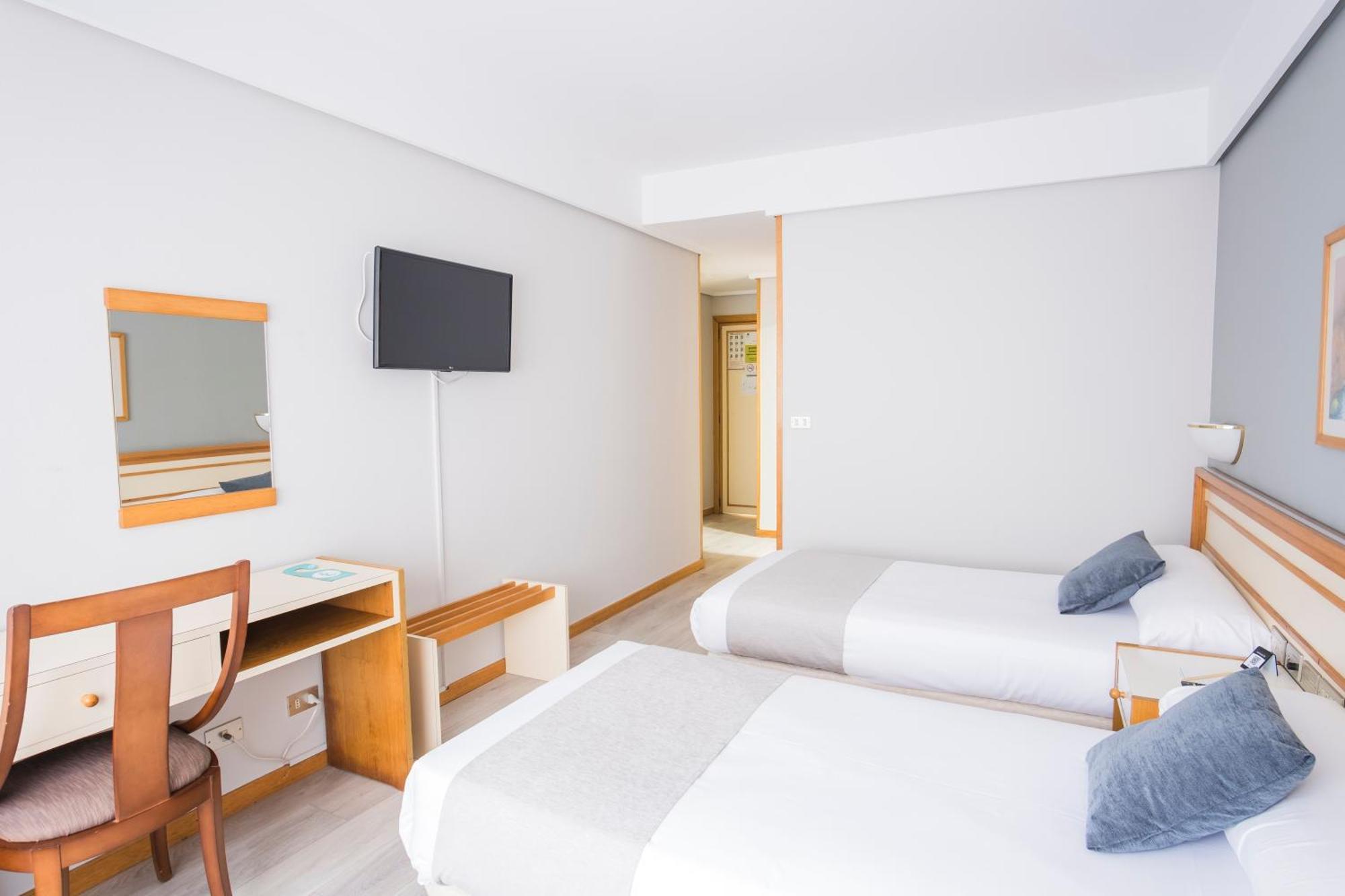 Hotel Alda Бойро Екстериор снимка