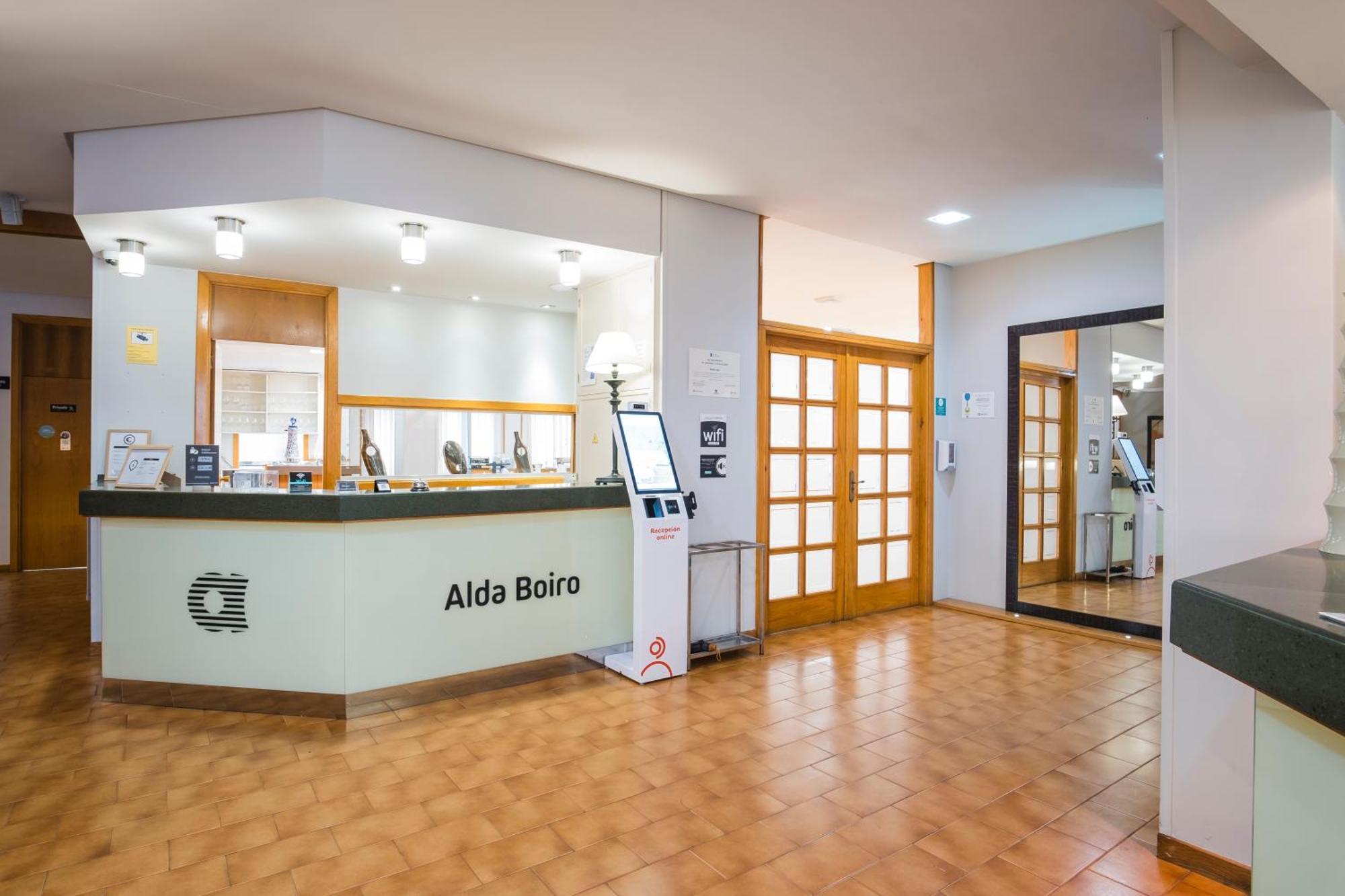 Hotel Alda Бойро Екстериор снимка