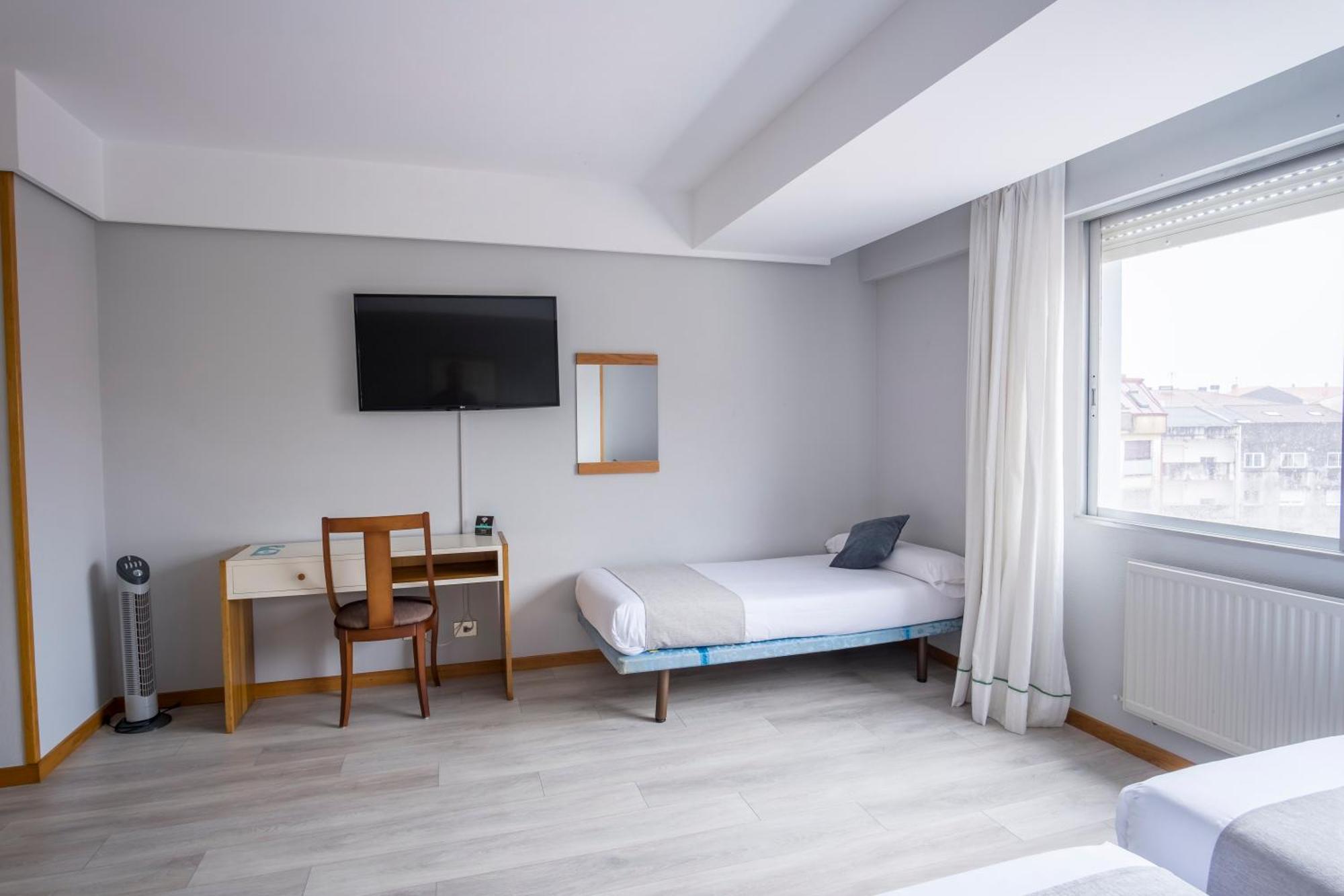 Hotel Alda Бойро Екстериор снимка