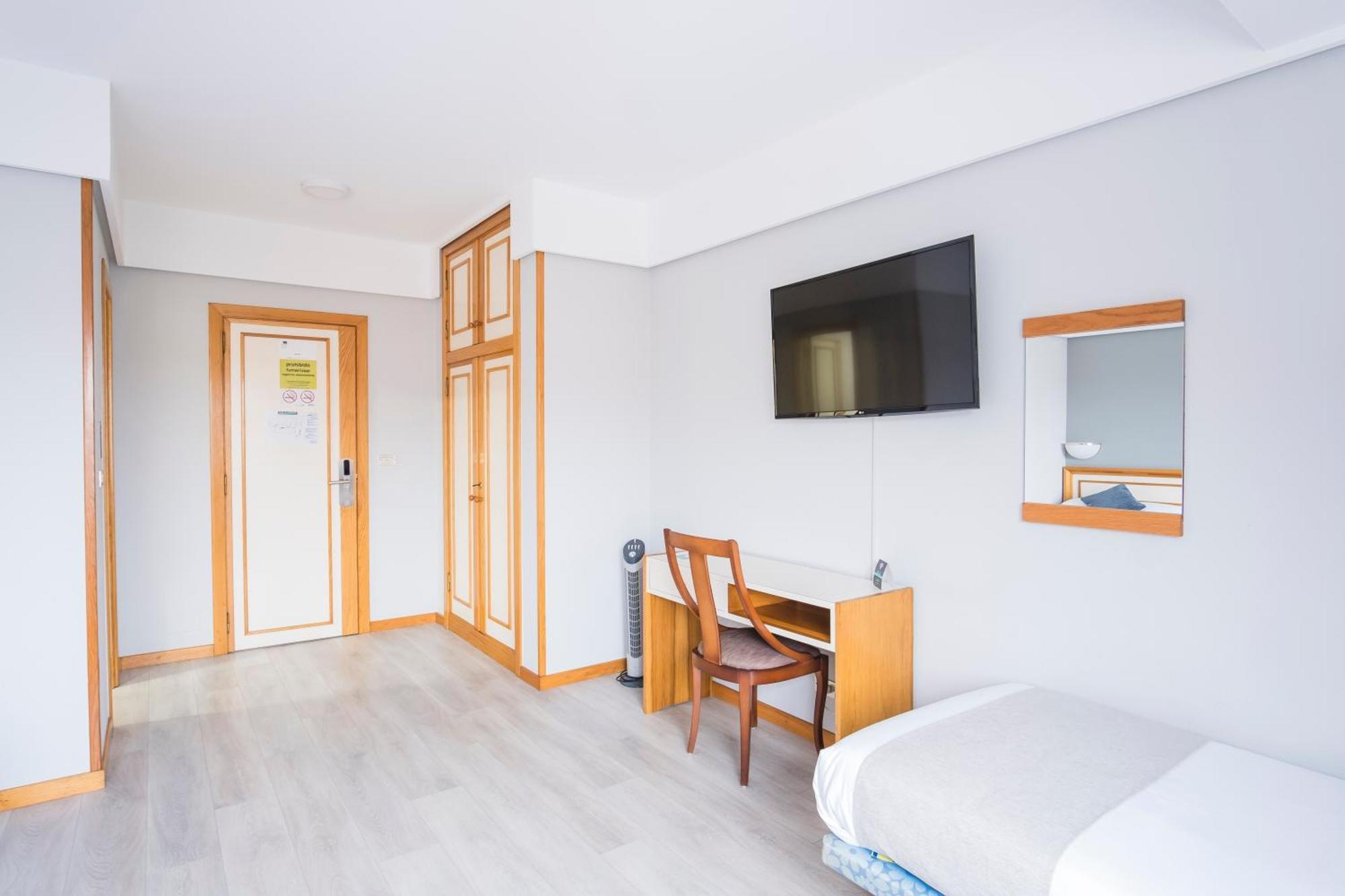 Hotel Alda Бойро Екстериор снимка