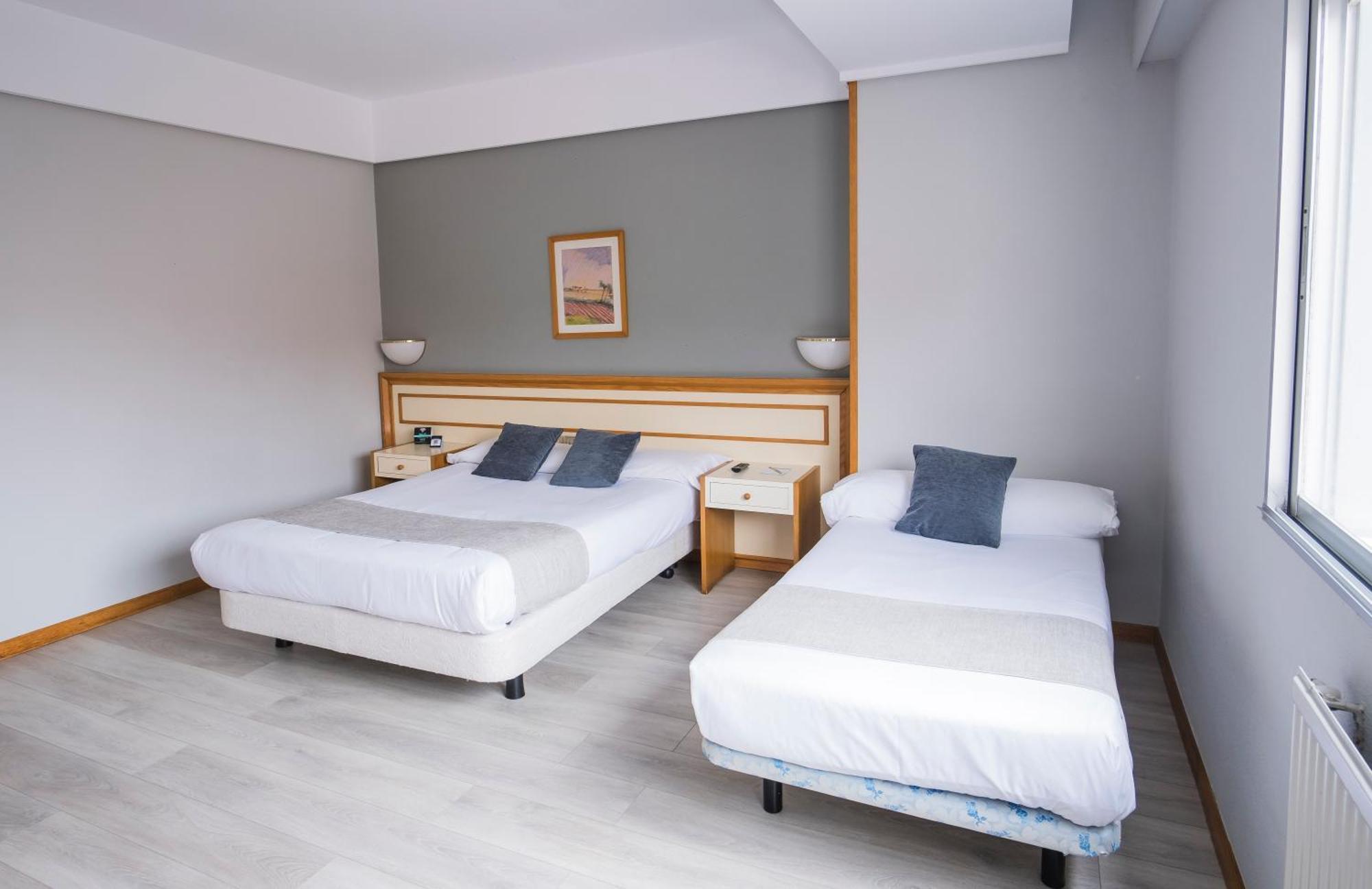 Hotel Alda Бойро Екстериор снимка