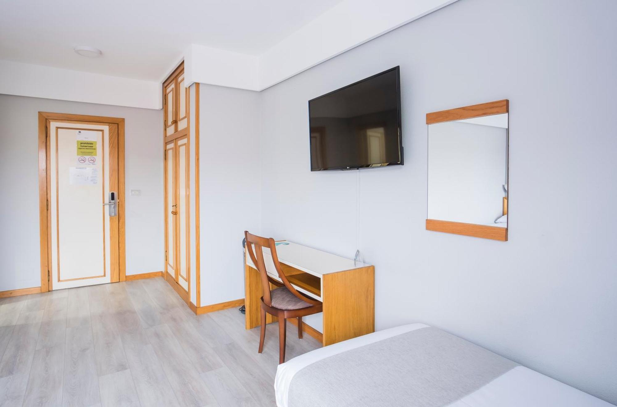 Hotel Alda Бойро Екстериор снимка