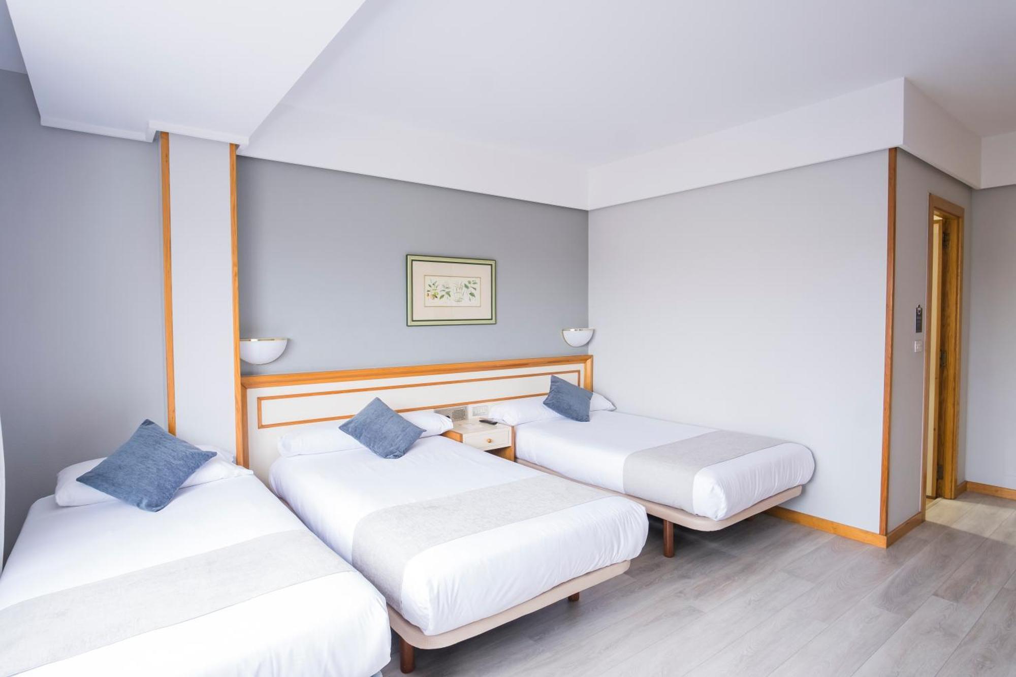Hotel Alda Бойро Екстериор снимка