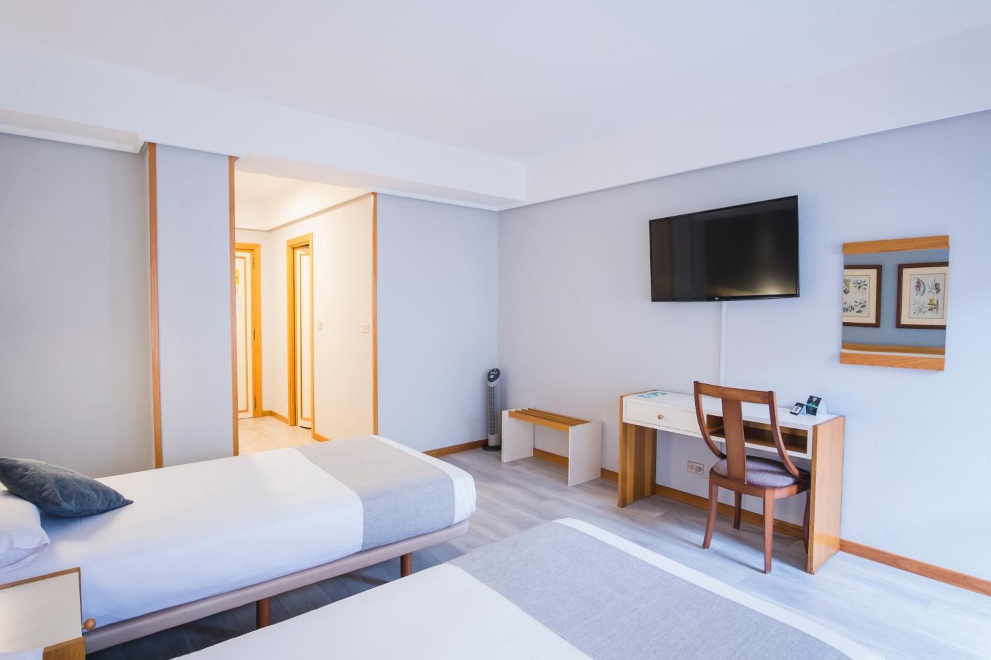 Hotel Alda Бойро Екстериор снимка